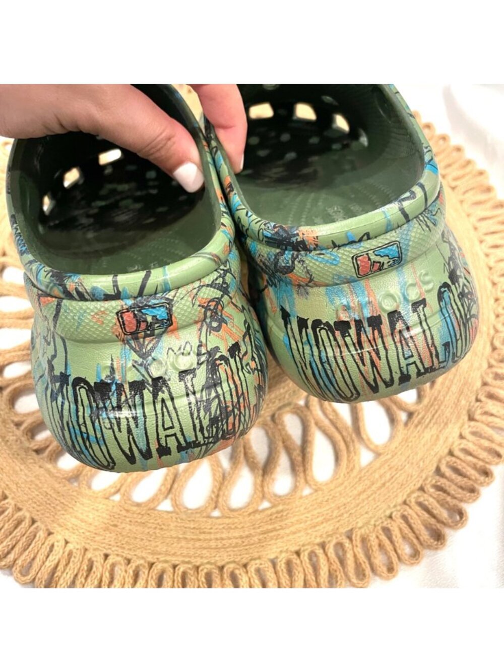 CROCS X MOWALOLA Bae Clog Forest Size W5 - Picture 8 of 10